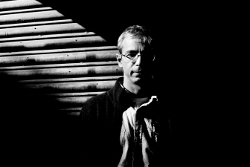 Ali Farooqi, Musharraf