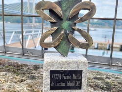 Ledicia Costas gana el XXXVI Premio Merl�n de Literatura Infantil.